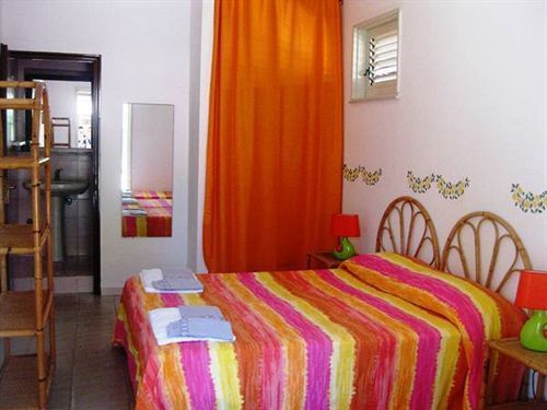 Villaggio Simenzaru Mongiove Esterno foto